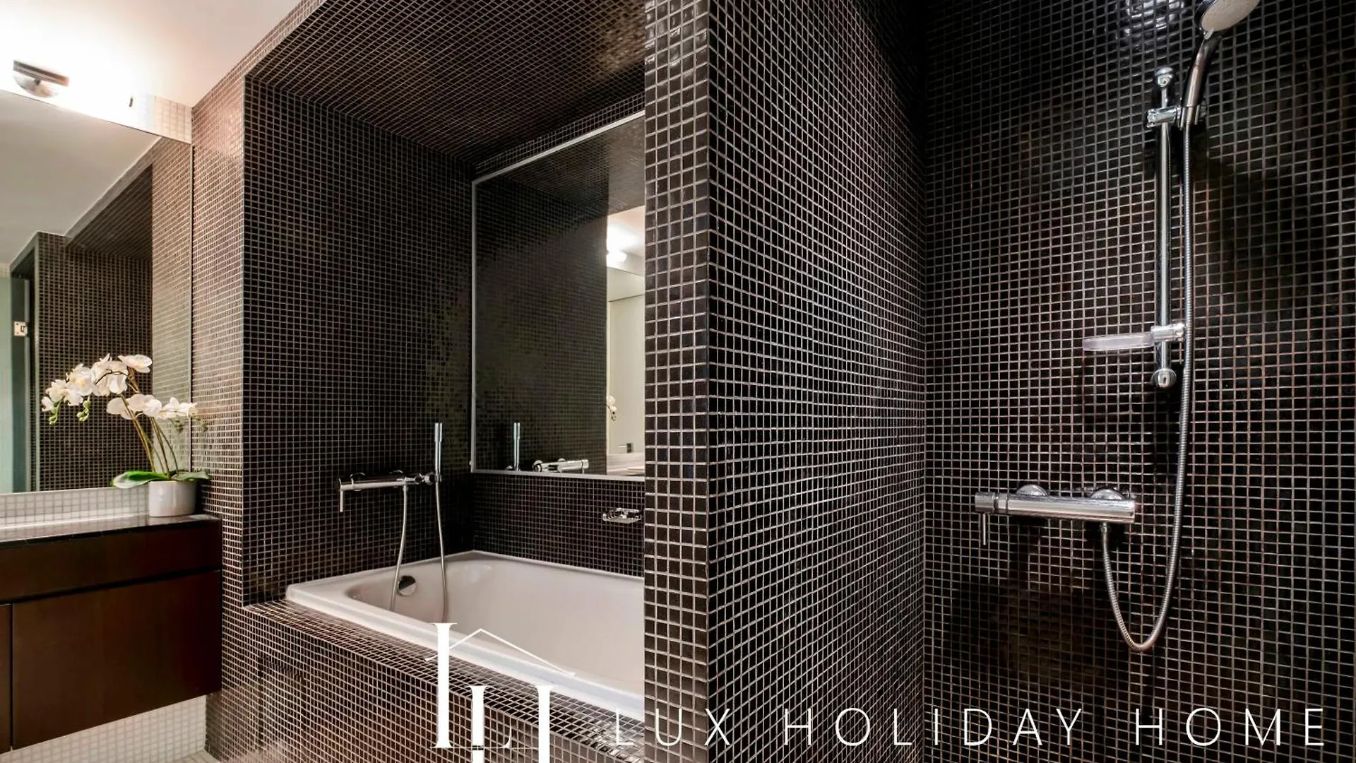 Apartment Lux The Elegant Difc Suite Dubai United Arab Emirates