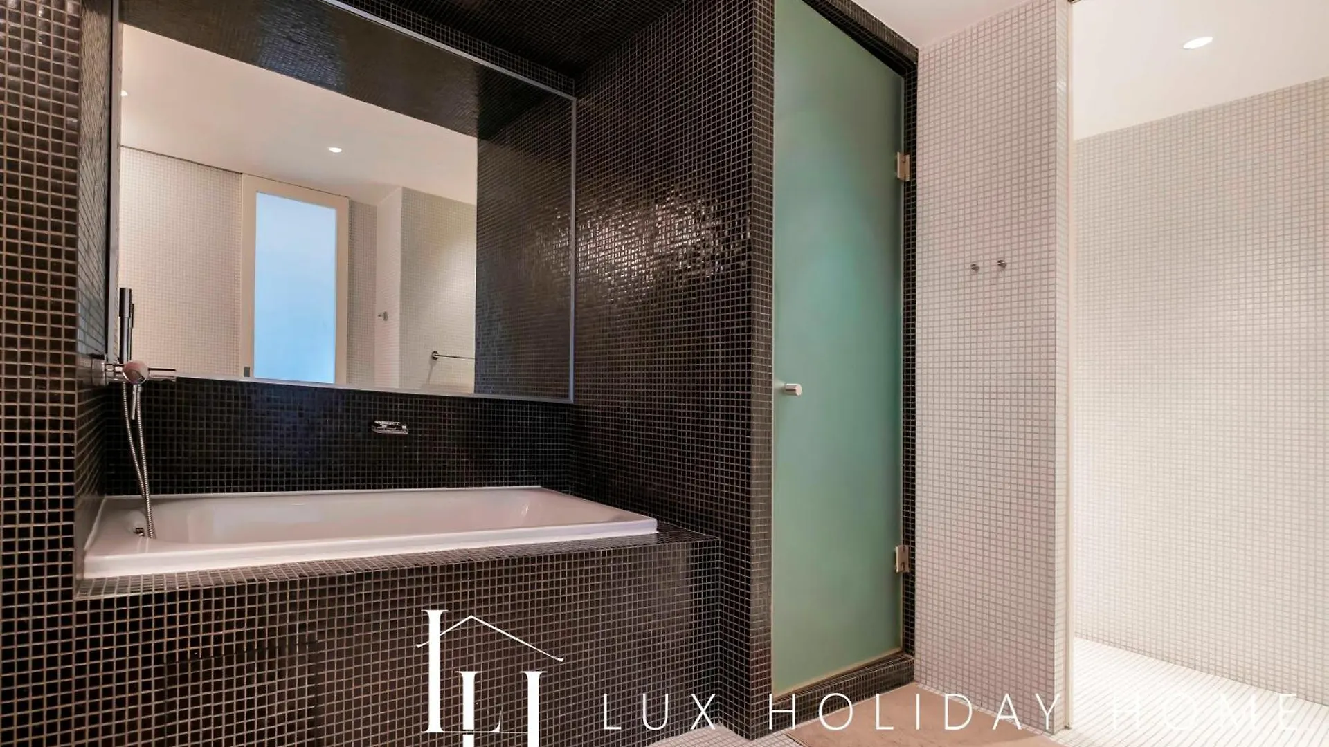 Apartment Lux The Elegant Difc Suite Dubai